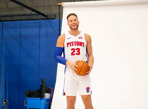 I AM LEAVING”: Blake Griffin Signs New Contract with the………..